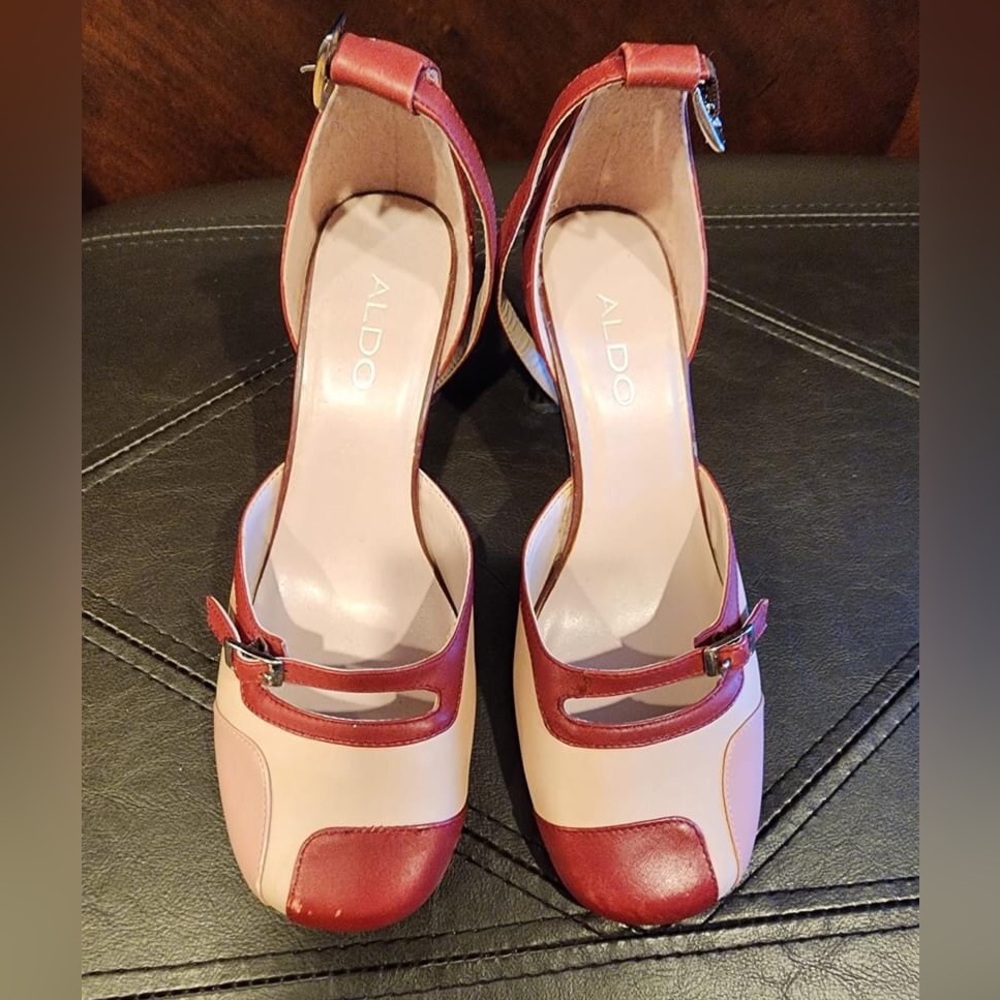 Aldo closed toes heels sandals